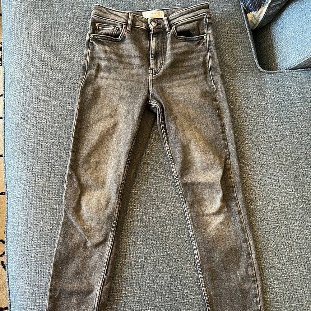 MNG skinny jeans. Size 2
